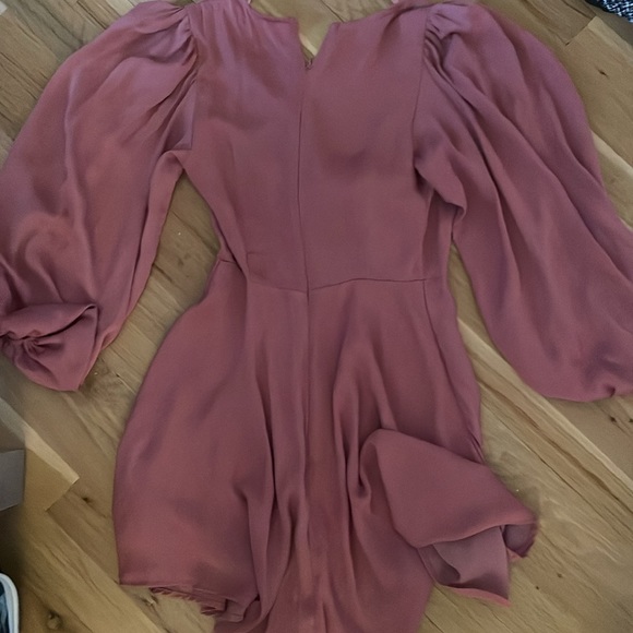 Saints + Secrets pinky silky dress XS - Picture 4 of 4